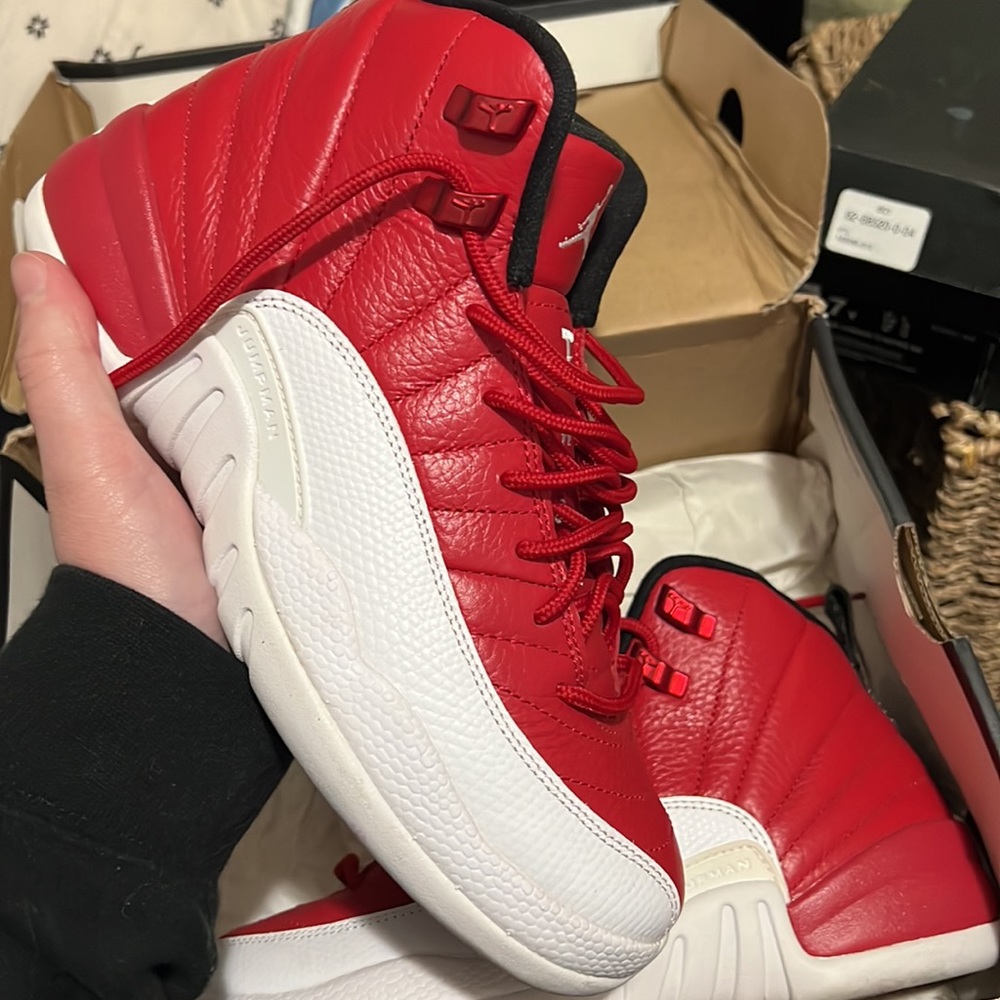 Air Jordan 12 Retro (Gym Red) GS SIZE